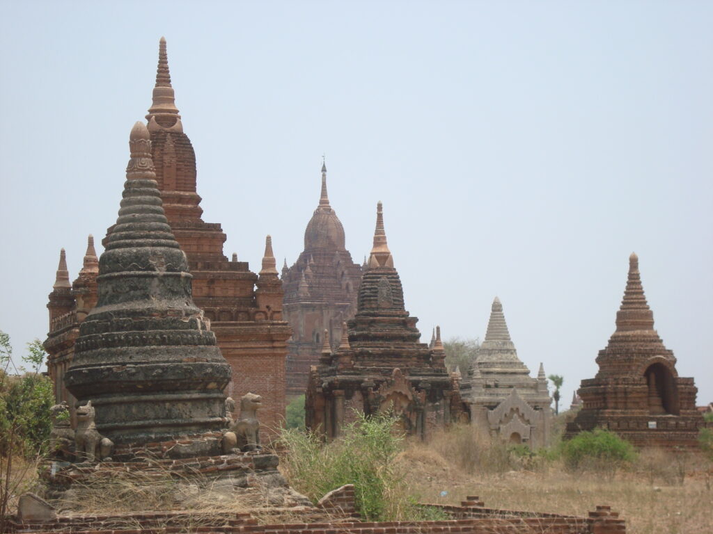 Architectural Tourism: Bagan (Nyaung U), Myanmar