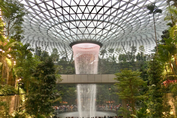 jewel waterfallpre-pandemic singapore changi airport