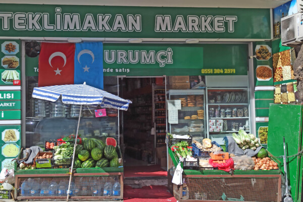 Teklimakan Market, Istanbul, Turkey