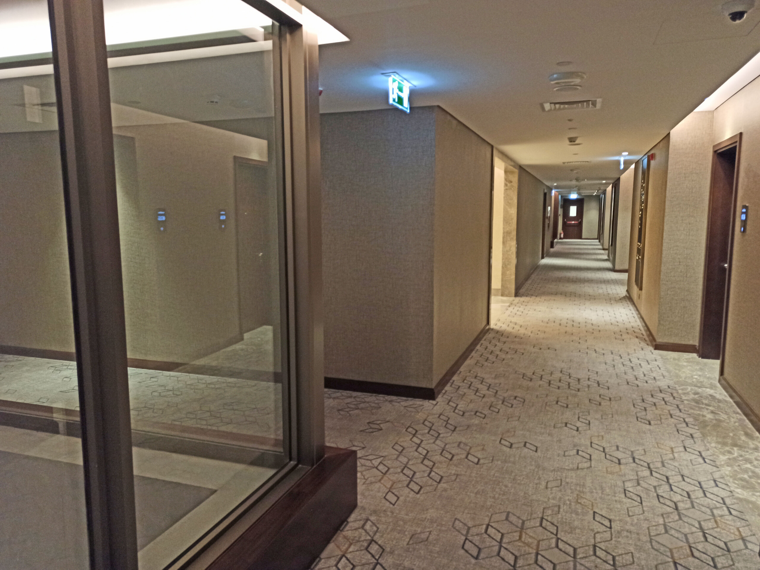 7th Floor Guest Room Hallway (1)