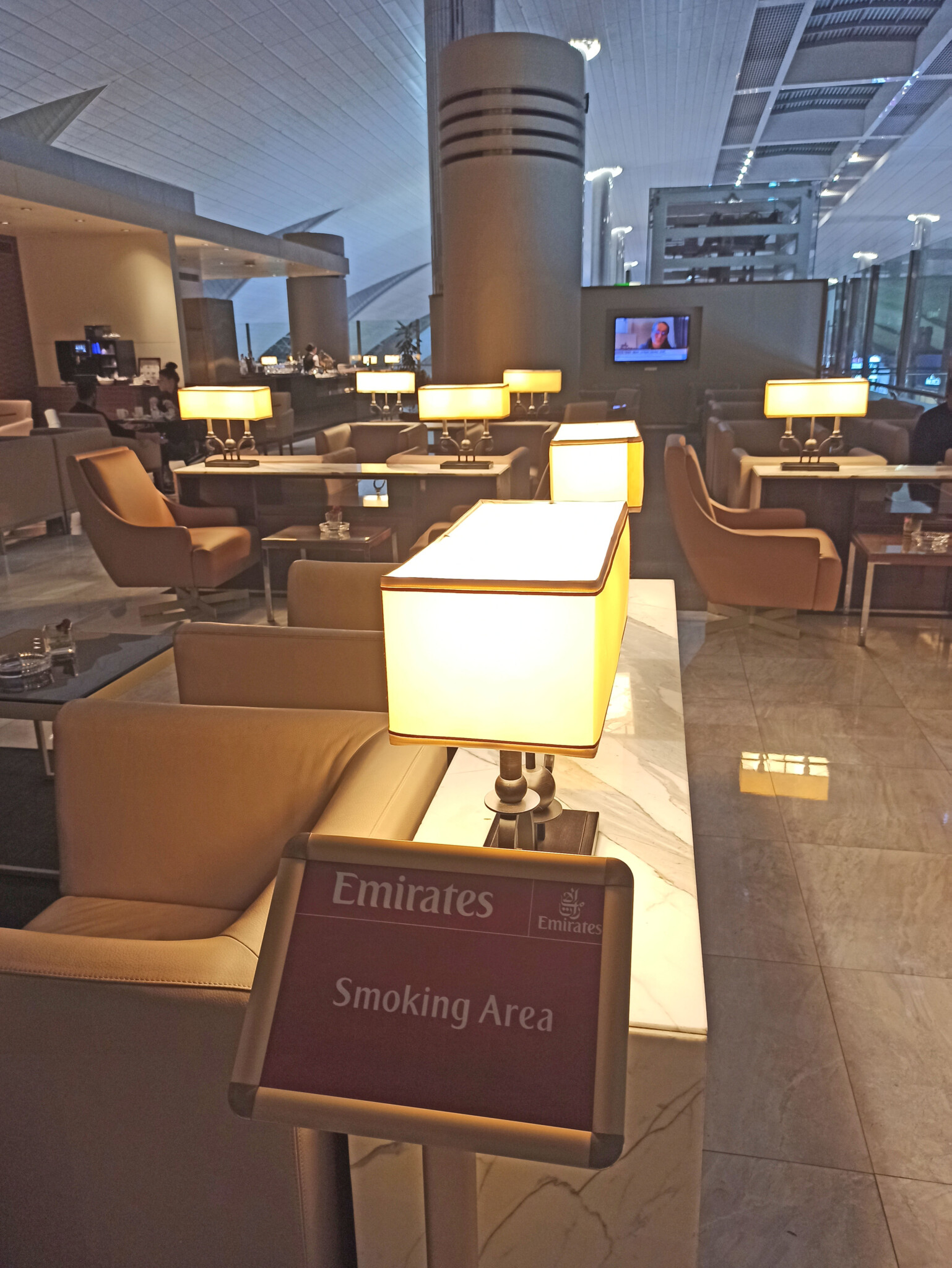 Dubai Emirates Business Lounge, Concourse B