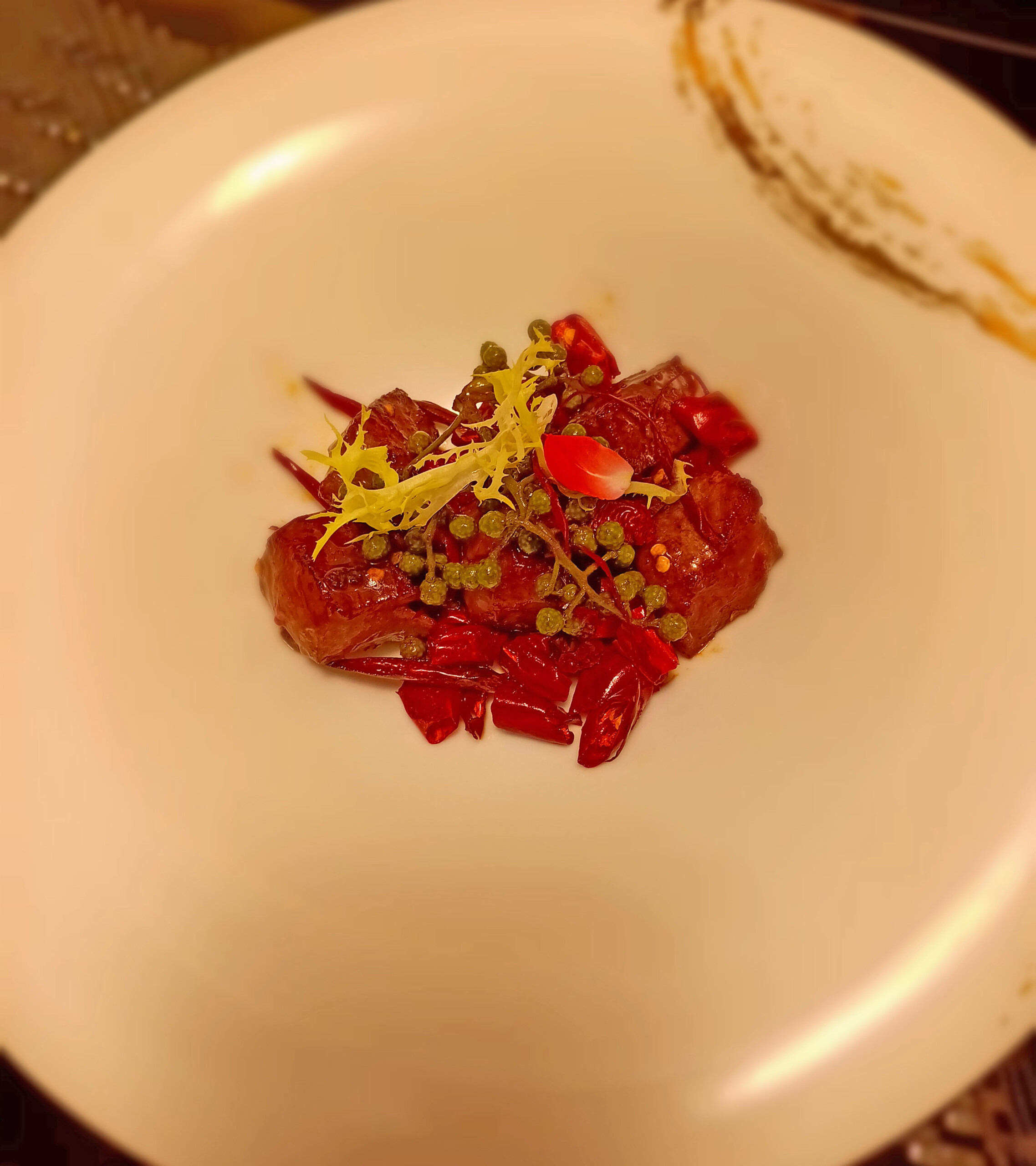 Wok-fried beef with Sichuan peppercorns and red peppers