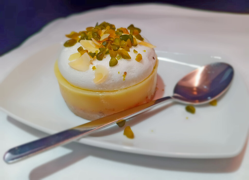 Lemon Tartlet with Meringue