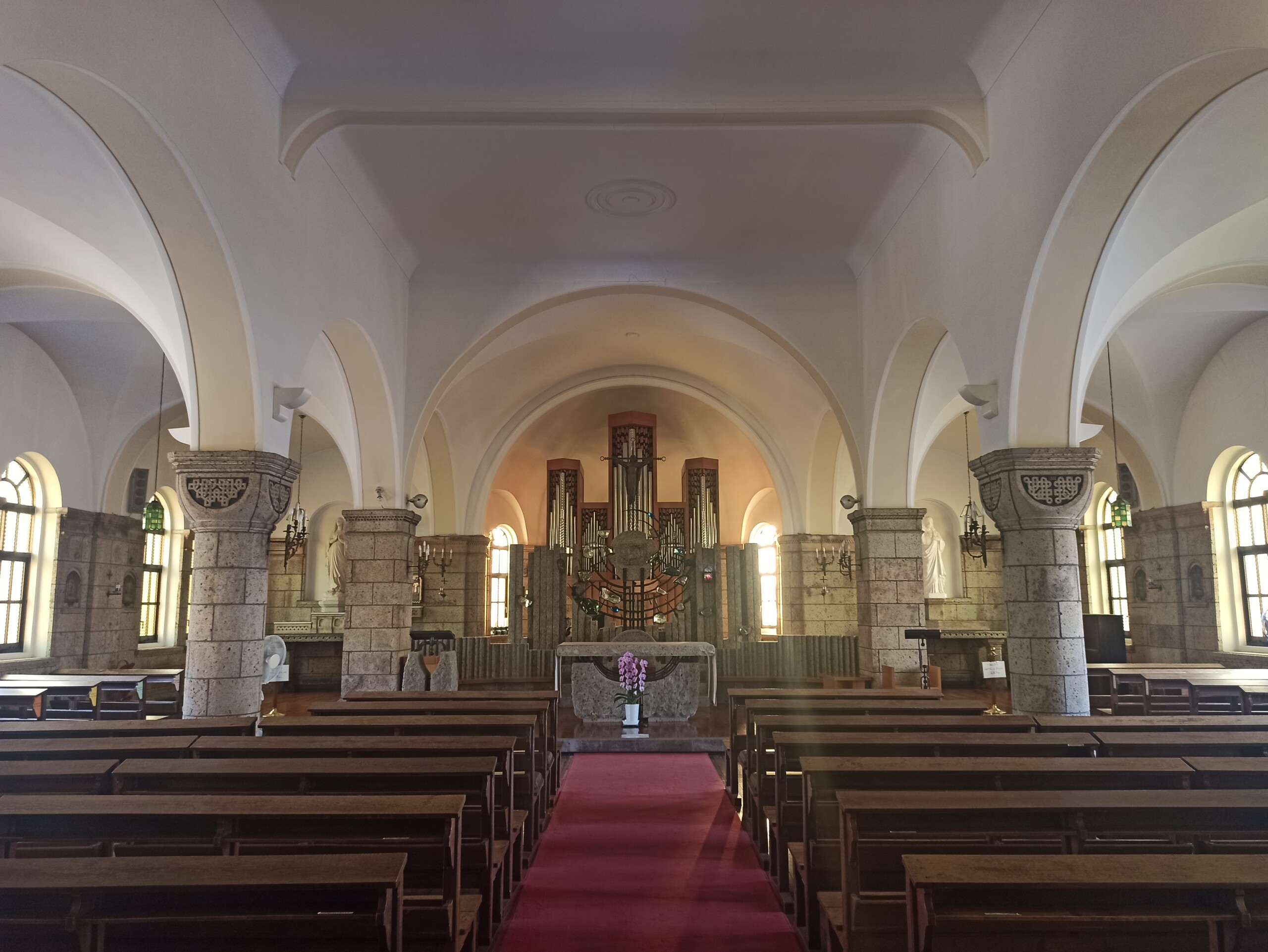 Matsugamine Catholic Church Interior