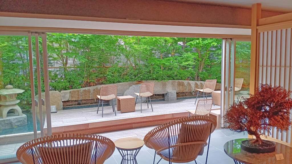 Relax Lounge with Bonsai