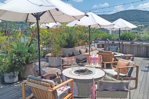 6th Floor Rooftop Bar and Seating