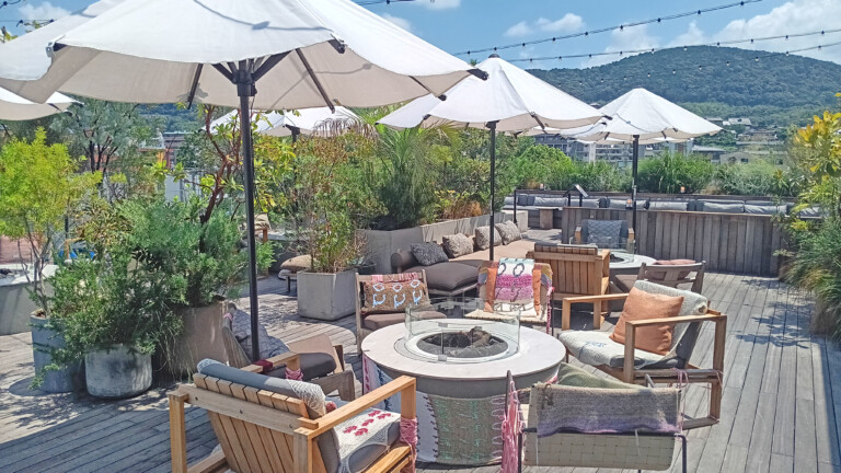6th Floor Rooftop Bar and Seating