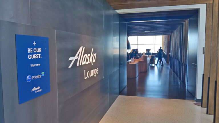 Alaska Airlines Lounge N Gates Entrance