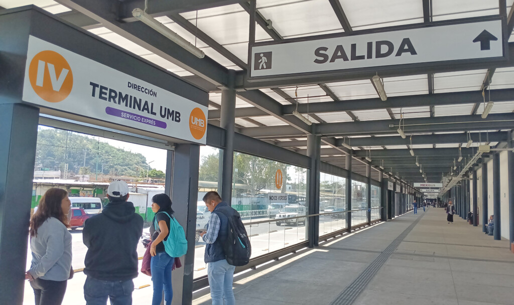 Indios Verdes Metrobús Station
