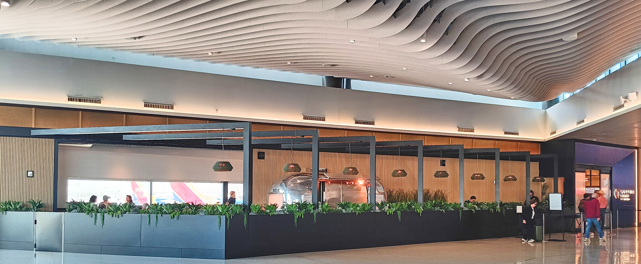 Lounge Review: Chase Sapphire Lounge by The Club PHX - No Work All Travel