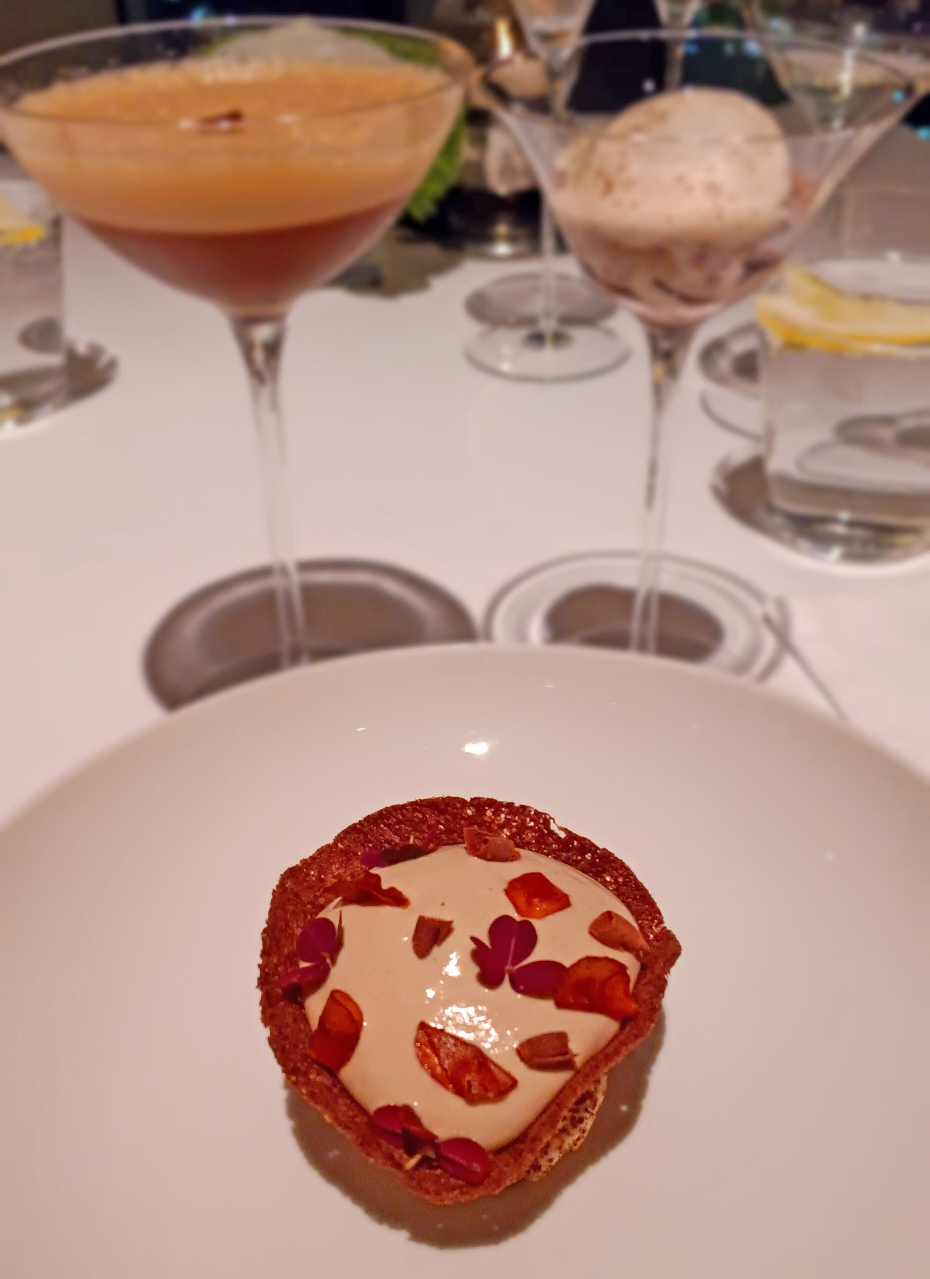 Wang Nam Yen (Thai region) dark chocolate 76% with Nikka whiskey, chestnut