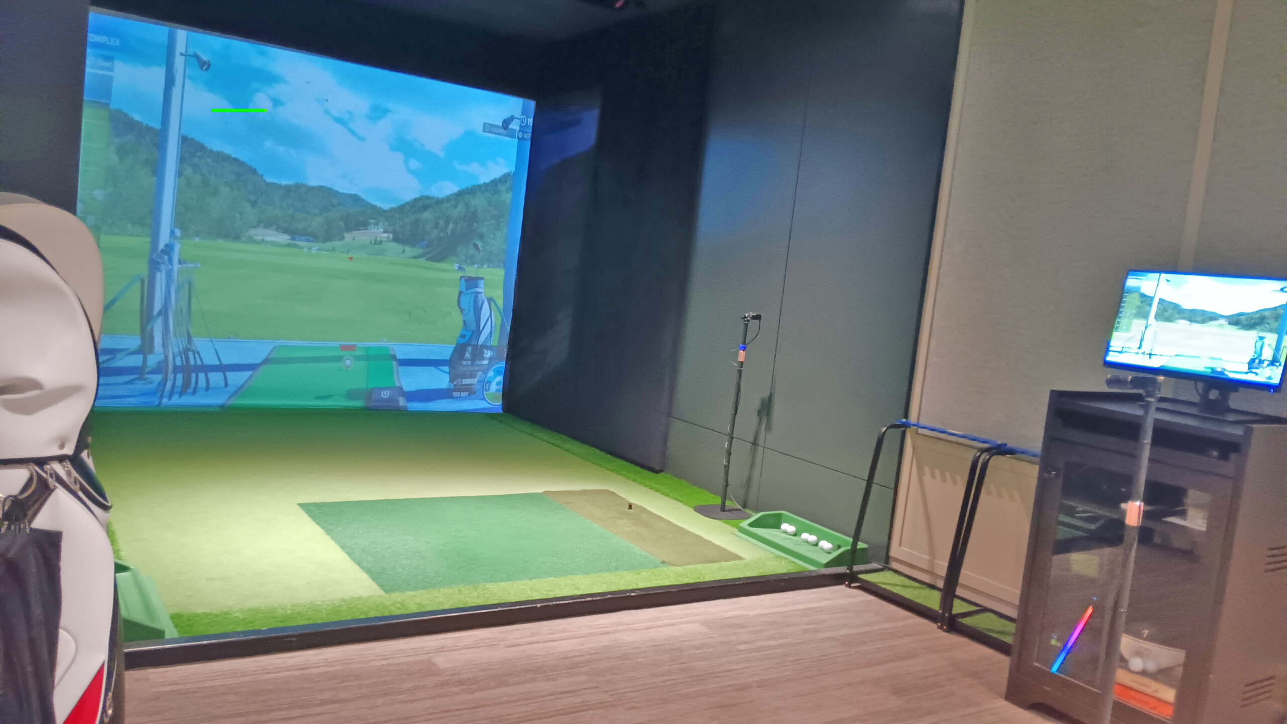 Tower 2 golf simulator