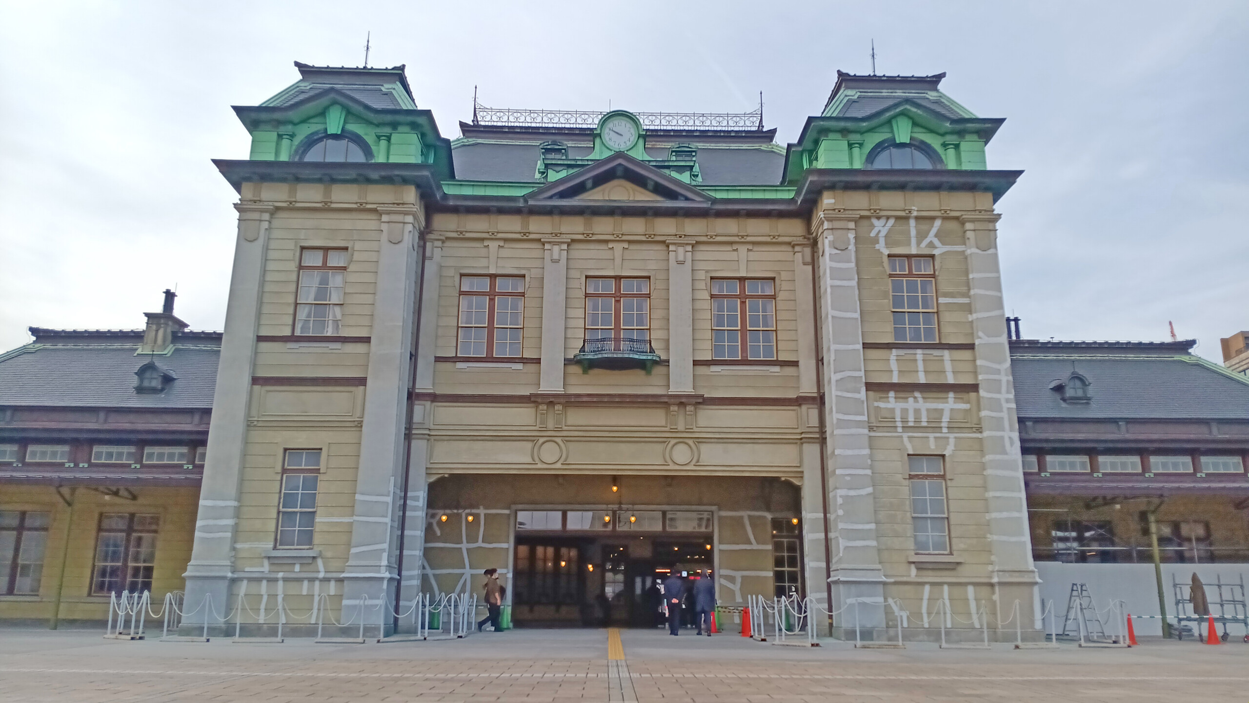 Mojiko Train Station Exterior