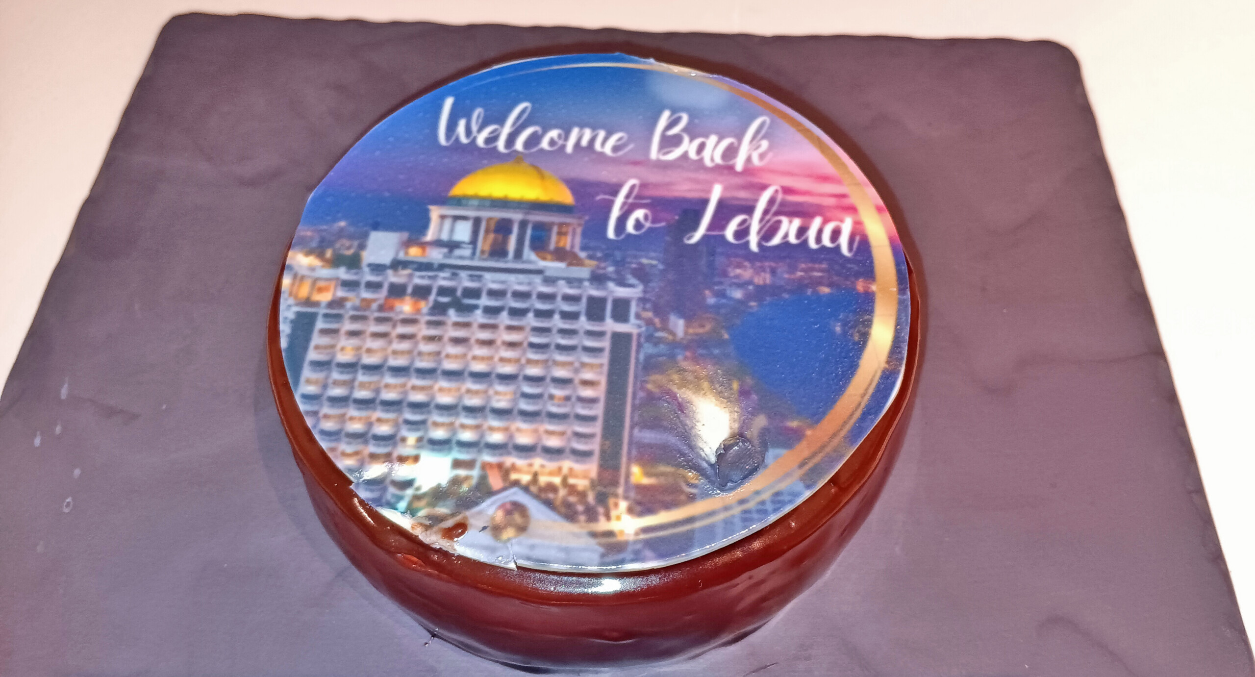 "Welcome back" chocolate cake