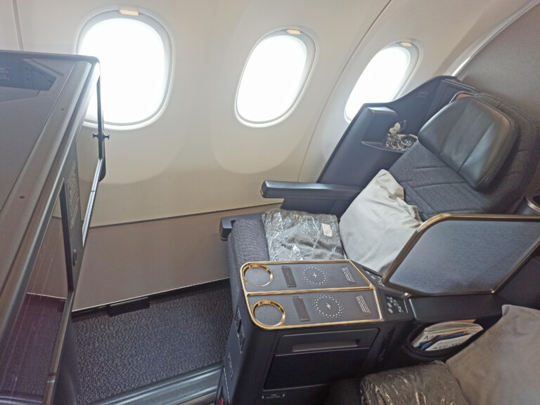 Korean Air Airbus A321 lie-flat seat