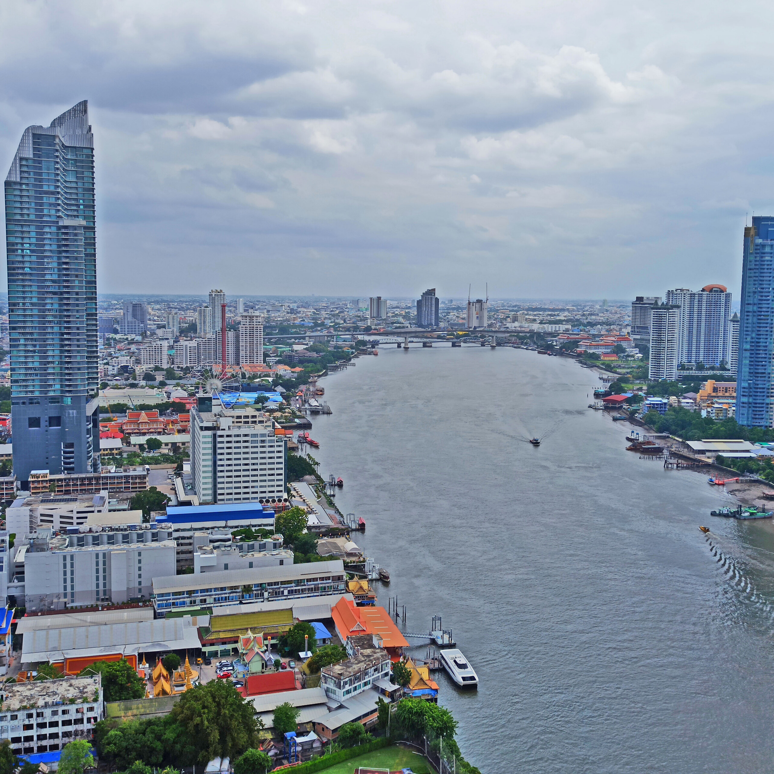 Chao Phraya River from the Club Lounge